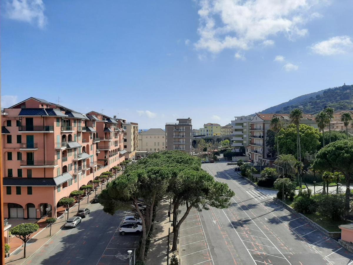 Ferienwohnung Nel Blu Marina dʼMarina dʼAndora Exterior foto
