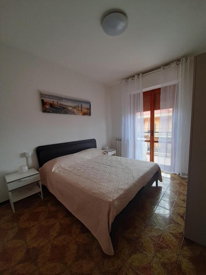 Ferienwohnung Nel Blu Marina dʼMarina dʼAndora Exterior foto